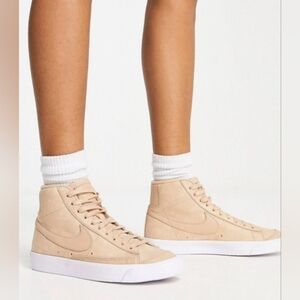 Size 7.5 - Women's NIKE Blazer Mid 77 - Tan Leather Sneakers